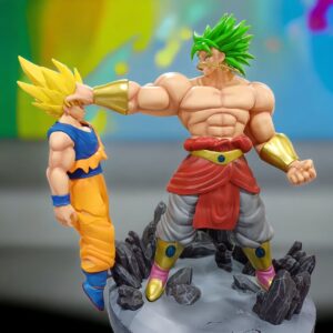 Figura Dragon Ball Broly 38 cms